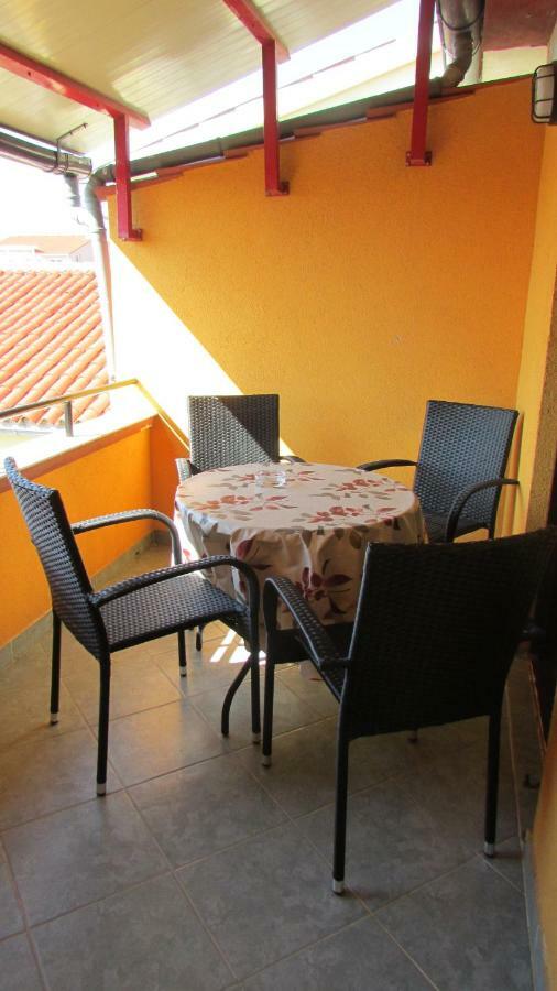 Apartmani Petunia Fažana Buitenkant foto